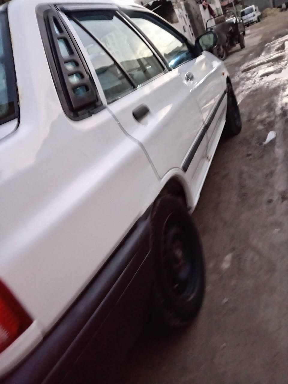 السلام عليكم ورحمه الله وبركاته
اخوان سايبه للبيع موديل 2012
مكينه وگير وشواصي ع الشركه
سنويه لنهايه 2029 رقم بابل
شرط تحويل مكينه بلادي
حداديه امامي وخلفي جديد
 كهربائيات گيجات كلها شغاله

للأتصال ***********
