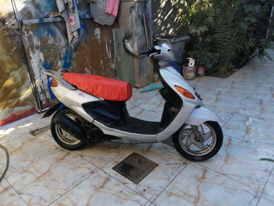 دراجه اكزز فحل جاهزه ماناقصها شي نقصها بس باتري اطلع بيها وين مايعجبك مكينه ناعمه تخبل شلعه قويه ب250   رقمي ***********
