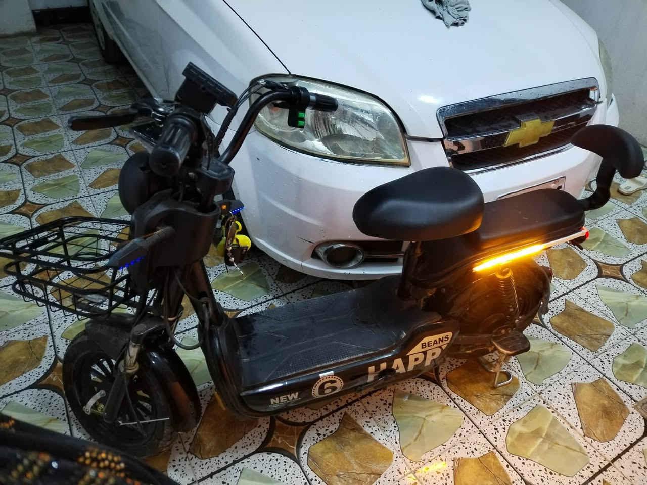 اخوان بايسكل شحن للبيع موديل 2025 مستعمل شهر صفر كوله بلادي السعر230 بي مجال للطيبين رقم الهاتف ***********
