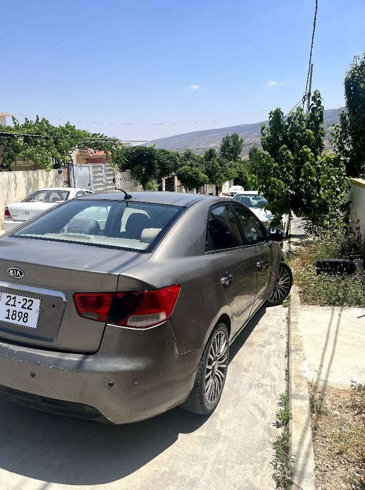 سیڕاتۆی ساغ ٢٠٠٩ گێڕ عادی چاملغی دواوەی لای سایەق لێدرانی هەیە بێ ناو گرتن گێڕ و مەکینەی بەشەرت  *********** بۆ معامەلە پەیوەندی مەکە قوفڵی ٣٦ گەڵایە رانية, السليمانية

