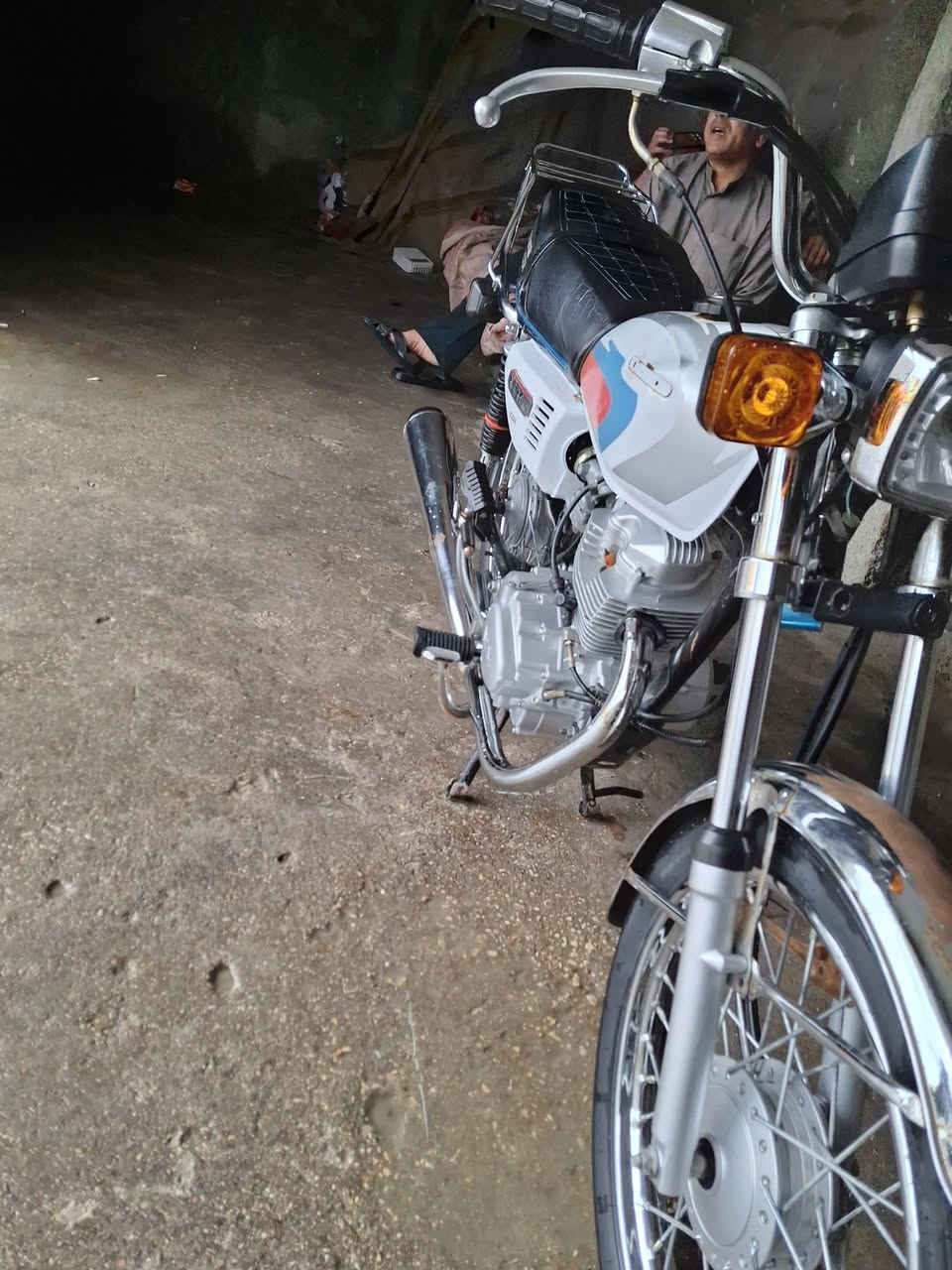 سلام عليكم اربعه كير 3 احرف 2025
اوارق مداور مباشر 
دراجه مكينته مكفوله ماملعوب بيها 
عوزه تانكي وصاحيات 
دراجه نشطه 
مكان كربلاء 
575 وبيه مجال 
***********
