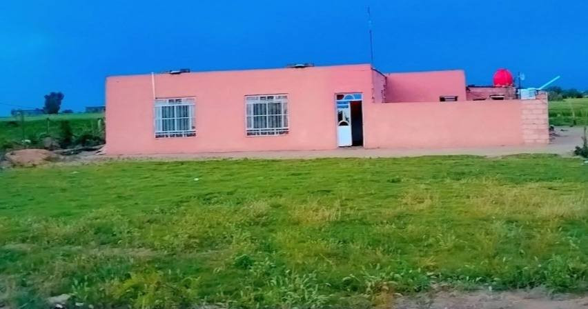 اللهم صلي على محمد وآل محمد
مزرعه للبيع 
المكان /الحيدريه شارع العلوة قرب مدرست لواء الحمد قرب مزرعت سيد محمد جواد
المساحه /٤ دونم عقد زراعي مجدد ٢٠٣٠
تحتوي /بار ارتواز 1+  خط وكهرباء وطني
تحتوي علئ /بيت عدد ٢ البيت الول يحتوي علئ استقبال ١٣ +4  غرف عدد ٣  مطبخ +صاله ٨+٤متر
تحتوي المزرعه /٤٠ نخله +٦٠ شجره متنوعة تحتوي علئ حديقه ثيله ٥٠٠متر 
تزرع ٢٠٠ مشعاب 
للستفسار ومعرفت السعر التصال
***********       ***********
