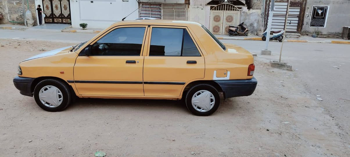 سلام عليكم سايبه موديل 17 سياره خير من لله حلو ونضيفه سياره صالي شهر من ماخذه سياره بسم راعيه رقم نجف مكاني ديوانيه سعر 40 وبيه مجال رقم ***********
