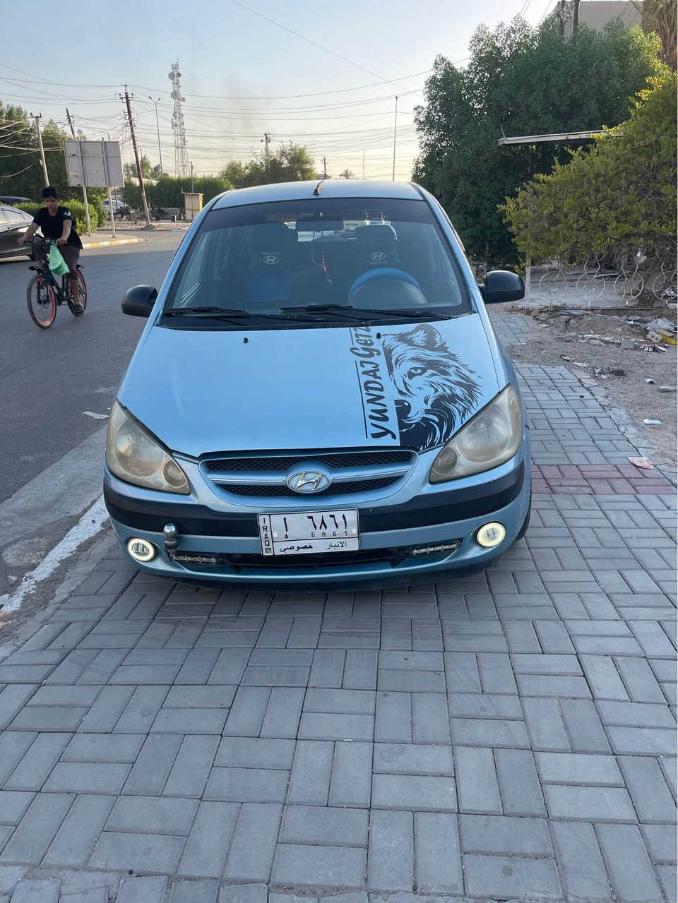 هونداي كيدز ٢٠٠٨
 محرك ١٦٠٠ جديد قبل٤اشهر شديده 
صدر جديد السياره جاهزة من كل النواقص 
كير اوتو  شاشه جام كهرباء 
مصبوغه حزام بدون حادث 
مشروع وطني 
مكان السياره بغداد حي الخضراء السيارة بسمي 
*********** 
٦٨$ورقة بيهة مجال بغداد, العراق
