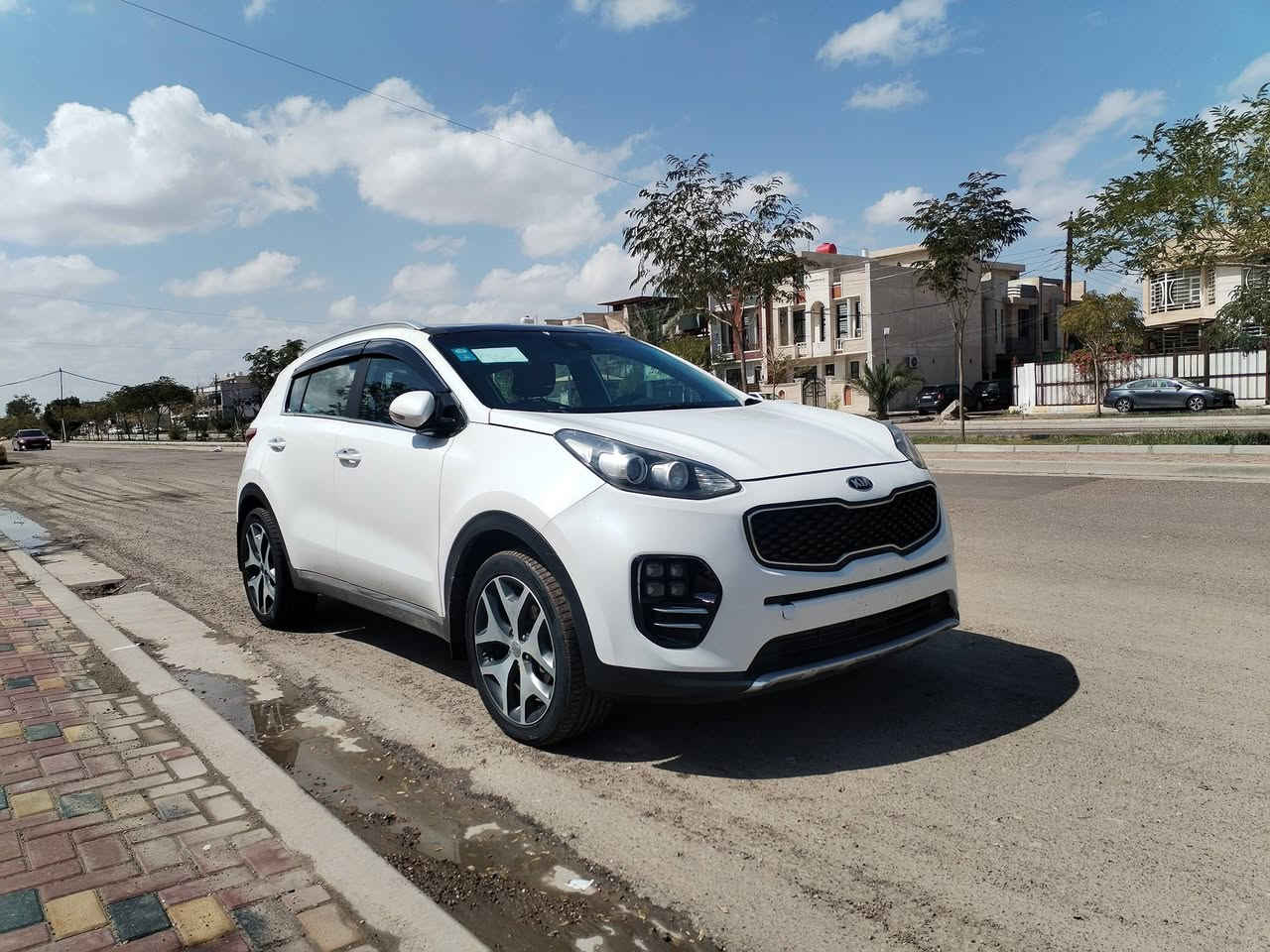 سبورتج ٢٠١٨ خليجي مواصفات فول للبيع او المراوس
رقم بغداد دولي بأسمي تقريباً مميز 
مواصفات بانوراما 
بصمه ابواب وتشغيل
مري شفط اشاير بالمري 
كشنات جلد 
كشنات ثنين كهرباء 
صندوك كهرباء
سايد بريك كهرباء 
درايف مود 
سستم صوت jbl بلادي 
شاحن لاسلكي
شاشه صغيره وكامره خلفيه 
محرك ٢٠٠٠ دوش 
ماشيه ١٢٥ الف كيلو
سياره خليجي صار بيها حادث بالعراق ونصبغت حزام 
مكينه كير صدر تبريد كهربائيات كله جاهز 
مكاني بغداد 
السعر ١٥٣ وبيها مجال
باقي التفاصيل اتصل 
***********
