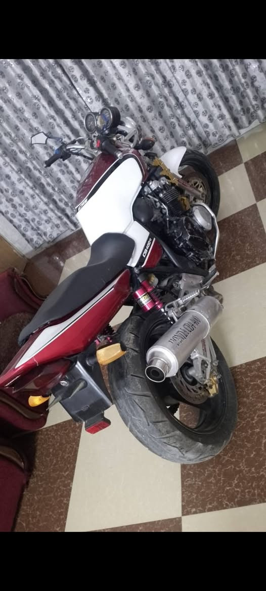 دراجه سيبي هايبر جيل ثاني 16ولف محرك مكفول مكمركه  السعر 17وبيه مجال *********** مكان الرمادي الخمسه كيلو
