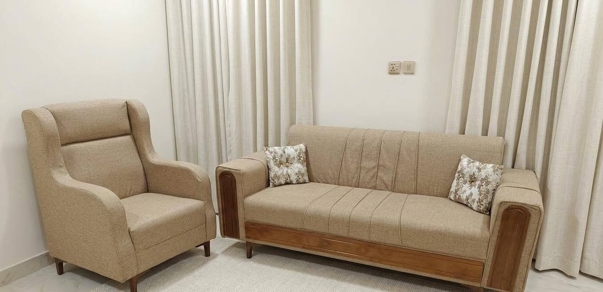 تخم 10 مقاعد للبيع 
مستعمل قليل و النظافة حرفيا 95% 
بس شوفولي الحركة مال خشب ع الاطراف شكد انيقة وراهمه ويا اللون وربي يجنن ذووووق 
عنوان الكوت


**إذا كنت صاحب هذا الإعلان وتريد حذفه لأي سبب، رجاءا أرسل رسالة إلى الدعم الفني**