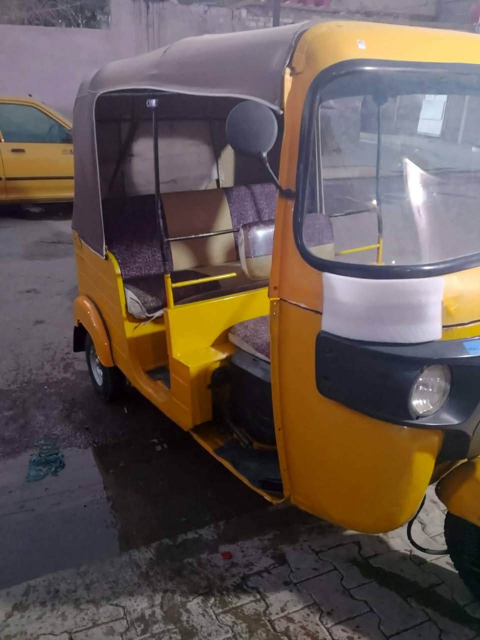 السلام عليكم تكتك للبيع موديل 2019 شهر 2 سنوية ورقم نكليزي تحويل ثاني يوم جاهزة  عنوان بغداد الحسينيه الراشديه ***********
