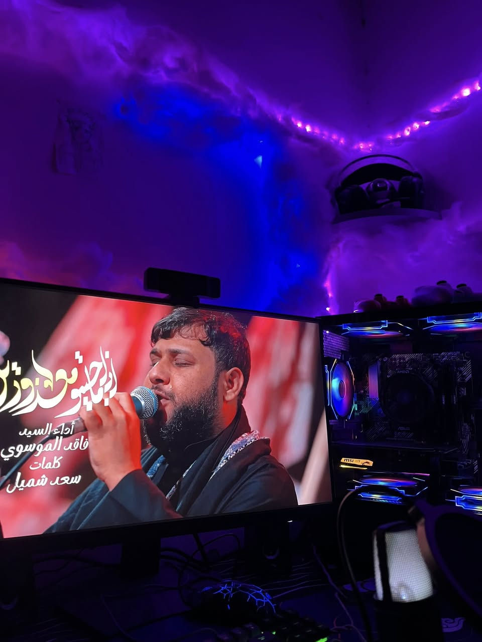 ً
السلام عليكم بيسي 

كارت 2060 
معالج 5 5500 
رامات 32 
بور 700
مذربورد B450 
شاشه 180 Hz

كله جديد والوصل كدامك مامستخدمه هواي 
رقمي ***********
مكاني ناصريه ماعندي توصيل 🚚
