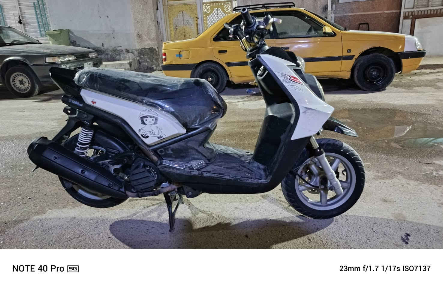 سكنس جبلي مديل 15
كل نقص ما بيه مثل ما موضح بل صوره خدم واحد ويه مكينه 
اوراق منفيس مكاتبه 
كلشي بيه شغال
نازله عله ايدي دراجه رمبه صار سنه 
قفل جنطه
قفل ستيرن
قفل جوزه
دبلات شغاله 
تايرات جديده
دهن جديد
عارضه مليون بيه مجال قليل
متواجد كل وقت ***********مكاني بغداد شعب
