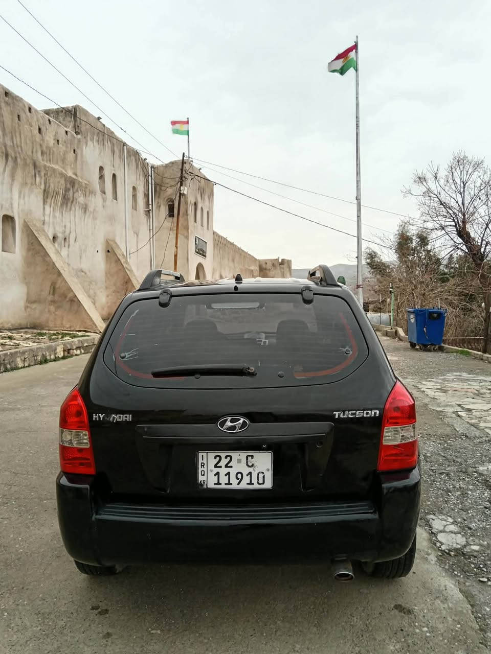 هۆندا تۆکسۆن مۆدیل ٢٠٠٩ ناو زەردو شاشە ئایپاد ڕەقەم و سەنەوی نوێیە کۆبۆنی بەنزینی هەیە گێڕوو مەکینە بەشەرت دوو پارچەی بۆیاغە بێ داخیلی زۆر جوان و توندوو تۆڵە سعری ٩٧ وەرەقە 
***********
*********** كويسينجاك, أربيل
