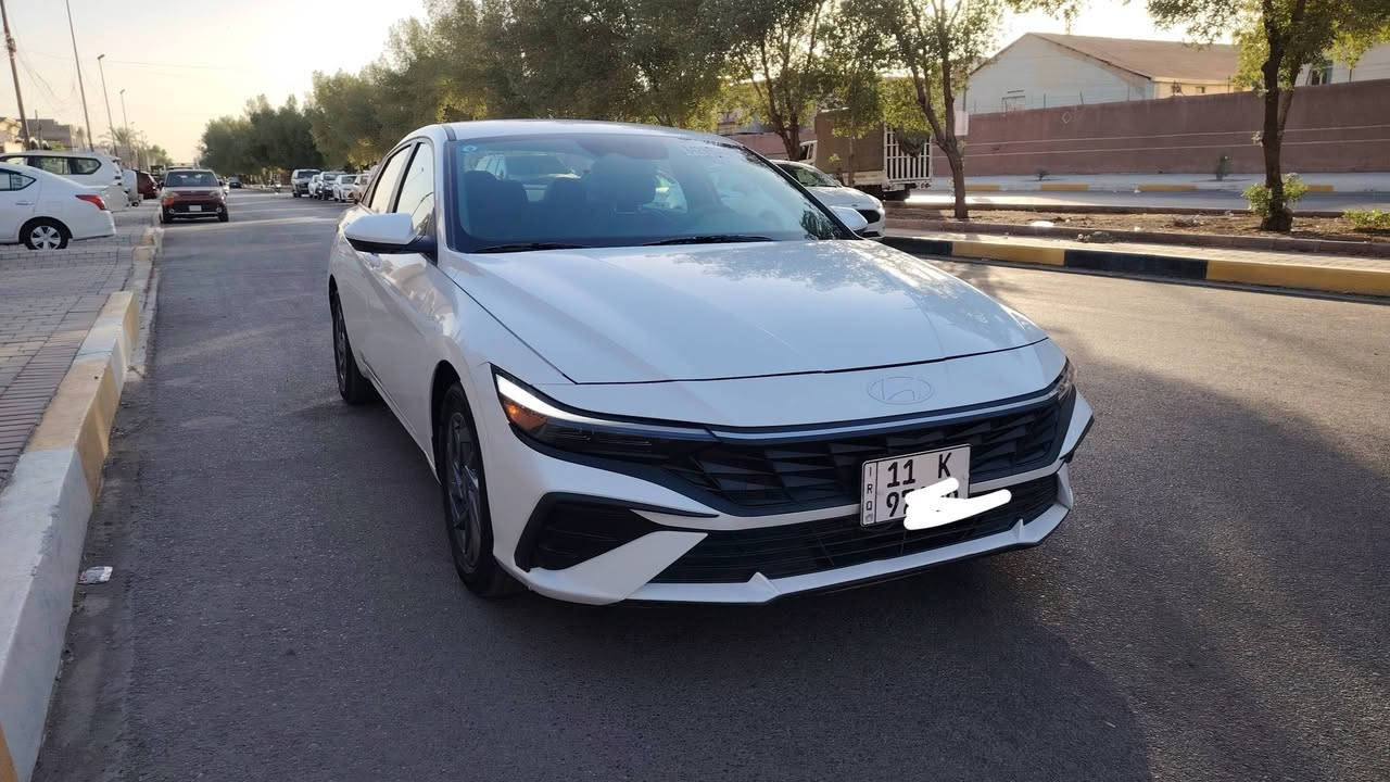 السلام عليكم
اللهم صل على محمد وآل محمد

النترا هايبرد 2024 امريكي حادث مسطرة الجاملغ  وجاملغ خلفي الصبغ البيها فقط جاملغ الخلفي والمسطرة
بجم ابواب كلها كبس بحاله الشركة وكل الصور منشورة  

وبيها طخة خفيفة جدا بالباب ماشر عليها   ماشية 19 الف ميل

السياره بسمي تحويل ثاني يوم

مواصفات حلوة وكلش هواي 

١-بصمة تشغيل ابواب وصندوك. (بصمة ابواب لمس)

2-محرك 1.6

3-كاميره  خلفية دوارة

4-رادارات 360 درجة ( امامي جانبي خلفي ) تمنع التصادم الامامي والجانبي والخلفي

5-التحذير عند فتح الباب

6-تحكمات ستيرن 4 جهات

7-دشبول شاشة 4 وضعيات للعدادات

8- 3 وضعيات قيادة ( عادي سبورت ذكي )

9- مثبت سرعة ذكي ( التحذير عند مغادرة المسار )

‏10-Auto Hold التوقف لفترات قصيرة

11-الهاند بريك بصمة

12-شاشة بلازمة حجم كبير لمس تدعم نظام الابل كار بلي والاندرويد اوتو بدون كيبل يربط التلفون واير ليس و GPS

13-ويل كب ١٧ مميز

14-نظام الصوت Bose عدد السماعات 8

15-تشغيل عن بعُد

16-اضواء ترحيب عند الاقتراب

17-لايت لد 3عدسات وسكنات لد

18-نقطة عمياء

19- لد متغير الالوان 12 لون على طول الدشبول

20- كير اوتماتيك و S وعادي

21-تحديد مسار وقيادة ذاتية  ورادار امامي

22- مانع انزلاق

السعر 161 وبي مجال آن شاء الله

للاتصال:*********** 

عنوان بغداد الشعب
