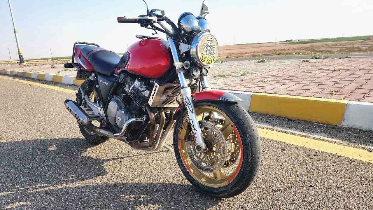 سلام عليكم
سيبي فور للمراوس فقط هيوشه او سايم شرط اريد نضيف ما اريد تعبان
دراجه مكفوله محرك كير شرط بعدهن علبلاد 
مي راديتر جديد 
بلكات جديده
شخاطه جديده
كابريتر منضفه جديد 
دهن جديد 
تاير خلفي جديد 
بيها نواقص بسيطه دسكات بريك خلفي منتهيه وأشاير ما تشتغل 
لتعجبه ويريد يراوس يتفضل خاص 💞


**إذا كنت صاحب هذا الإعلان وتريد حذفه لأي سبب، رجاءا أرسل رسالة إلى الدعم الفني**