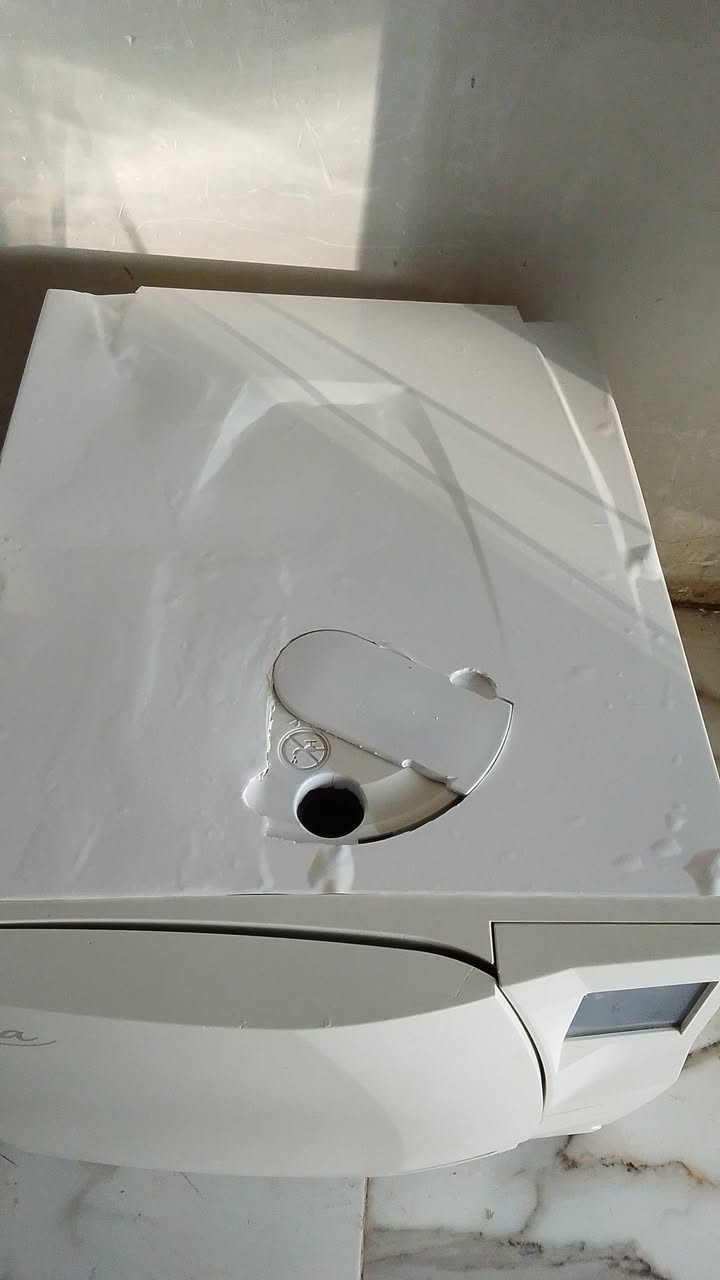 اوتوكليف مستعمل صناعه  ألماني للبيع  نوع W&H   كلاس B
*********** / واتساب ابو هادي
