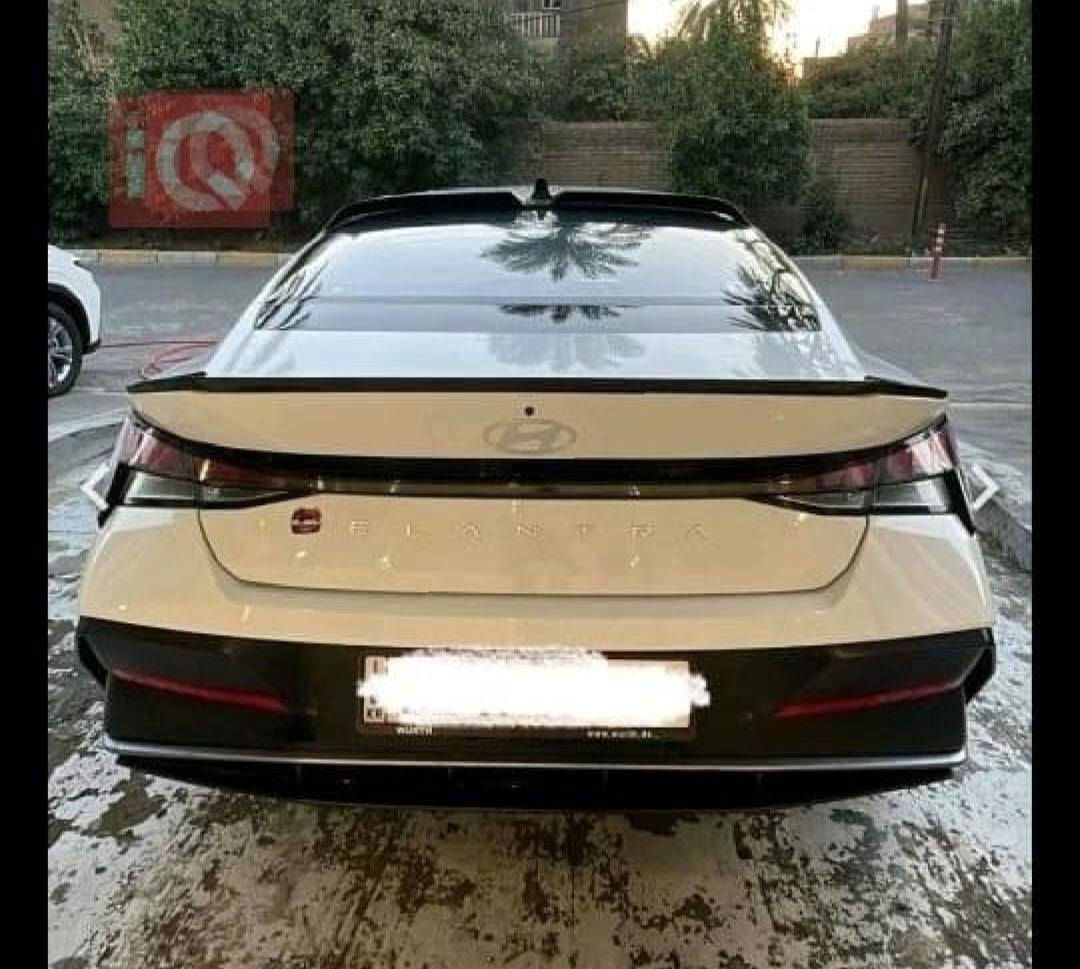 سلام عليكم النترا ٢٠٢٣ شكل ٢٠٢٤ الوجبة الاولى تجميع الصين فول مواصفات محرك 1500cc للبيع او المراوس
 كفالة من الضربة والصبغ والبارد ماعدا شخوط الدعامية ونكراش قليل أثر حصو الشارع ورصعتين بالقمارة وبالباب ممبينات ابد اله بالسونار بس اني اكلك بيهن حته اكون صادق وياك غيرهن ماكو سيارة تخبل عله أيدي تخم تاير جديد أرضية جلد سستم ليد داخل
 الف دينار متصرف عليها كاملة مكملة ماشية ٤٦ كم
السعر ١٣٩ بيها مجال قليل جدا
رقم اربيل
سنوية بأسمي تحويل ثاني يوم
واتساب ***********
مكاني بغداد
ملاحظة: جماعة ١٢٠ و١٣٠ اطبك عله صفحة متفيدك
