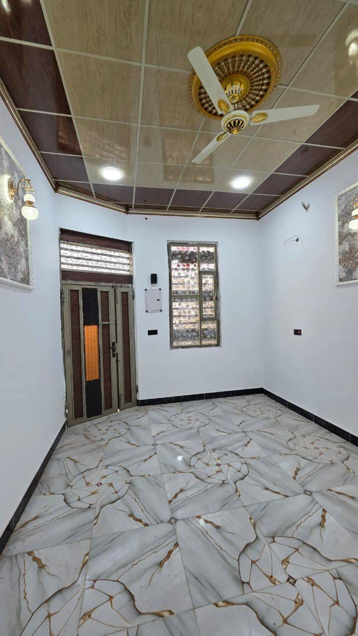 تحية حب وأحترام لكل ألمشاهدين 🌹
***********
توفر دارين سكن 🏭
موقع راقي كلش مرتب

مساحات كل بيت 150م
طبعن البيوت شقل  درجه أولى👍
بيوت مرتبه ونضام راقي

شارع 10 متر
جميع لخدمات متوفره 
محتويات كل بيت ⬇️
كراج + دوانيه + صاله +
مطبخ + غرف نوم 2 +
مناور + صحيات خارجي داخلي

أخذ بيت حلامك قبل لاينباع 💦
نوع العقار : طابو زراعي بأسم عراقي تتكاتب وي أبو طابو مباشرةً 💯

العنوان : البصره أبي لخصيب
حمدان قرب البريد كلش مرتب وقريب على شارع حمدان رئيسي

كل هاذ جمال وترتيب
بسعر : 83 💲مليون وبي مجال للشراي 🔷
***********
