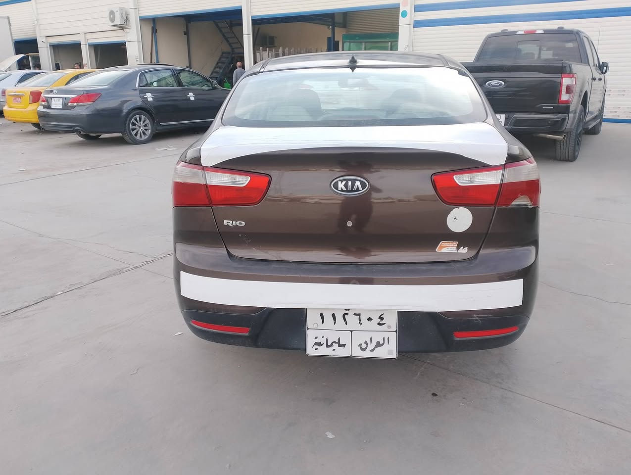 کیاریو 2012 خلیج بیه بس قطعە واحد صبغ بدون حادث محرك 1600  گیرمکینە تبرید بشرط سعر80ورقە بی مجال مکانی کلار***********
