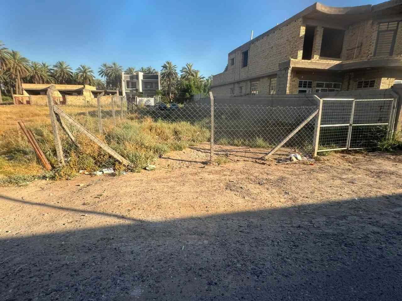 قطعة ارض للبيع المساحة ٢٣٠ متر زراعي سند ٢٥ الواجهية ١١ النزال ٢١ ماء كهرباء جاهزة وبأسم صاحبهه
 الموقع البوعيثة. بعد المجزرة ثاني فرع. شارع جامع تبارك الرحمن 
للأستفسار اكثر ***********
