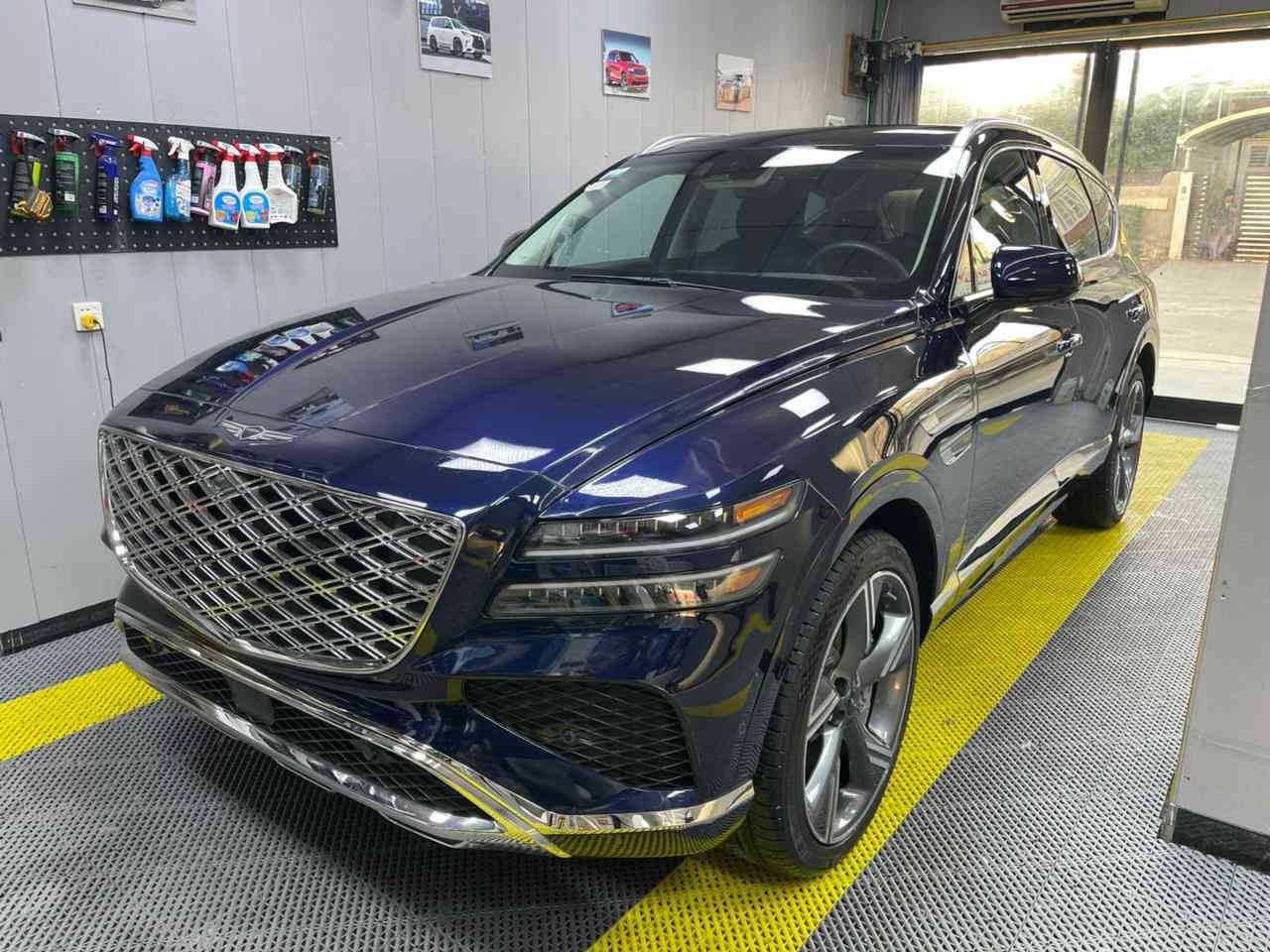 السلام عليكم
جنسيز gv80 2025 برستيج فول
ماشيه 10 ميل حادثها موضح امامكم  
بارد جاملغ والبنيد مبدل اصلي كل قطعه اصليه
والايرباك راجع سستم ولاكلوب مشتغل وحادثها خفيف

رقم بغداد شهداء باسم محامي 
زميل موجوده بالحله السعر  ب 48 $ الف

الشراي يتصل ***********
