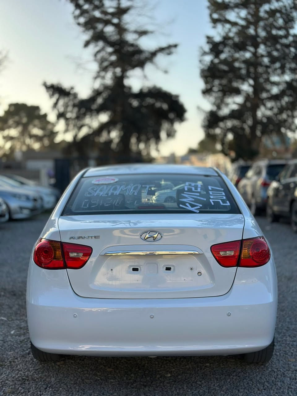 ✨ #معرض_المسار_الصحيح_يقدم_لكم ✨
عرض اليوم وعلى بركة الله ✅ :

• 🔑نوع السيارة: هونداي

• 🏎️ الفئة : أفانتي 

• 📅 سنة الصنع: 2008

• 📈 المسافة المقطوعة: 123 الف KM اصلي بالورق✅

• 🎨 اللون الخارجي : أبيض

• 🛋️ لون الداخلية : جلد بيج

•📄 جمرك رسالة مفتوحة دخول حديث 

المواصفات الفنية:

• ⚙️ المحرك: 1.6  كتينة حديد  

• 🕹️ ناقل الحركة: اوتوماتك 

• ⛽ نوع الوقود: بنزين 

✨ كماليات السيارة: 

• مكيف ديجيتل 

• مرايات كهربائية 

• تحكم في المقود 

• تسخين في الكراسي  

• مفتاح كود ولارم

• مسجل   

• مدخل AUX USB

• ديسكو 17 الكبير   

• كاميرة خلفية    

•كراسي جلد بيج    

•سيرية ايطارات جديدة 

• شكورطة وعدتها كلها موجودة 

• بطنها نظيفة خالية من الرطوبة والخزيز 

الحالة العامة:

• 🛠️ تم الكشف على السيارة ولا وجود لأي اعطال 

• خالية من القص والسوس والقشرة والحوادث نهائي ✨

• كربون الاصلي وبالكشف والضمانة ✅

• أوقات العمل والاتصلات : من 10:30 صباحاً الى 8 مساءً 🕰️

  للتواصل:

• 📍 موقع المعرض على خرائط قوقل  الفرع الاول : https://maps.app.goo.gl/45Z5WPXAGxrwD9Jn8?g_st=ic

• 📞 للاستفسار: 093.119.09.01


**إذا كنت صاحب هذا الإعلان وتريد حذفه لأي سبب، رجاءا أرسل رسالة إلى الدعم الفني**
