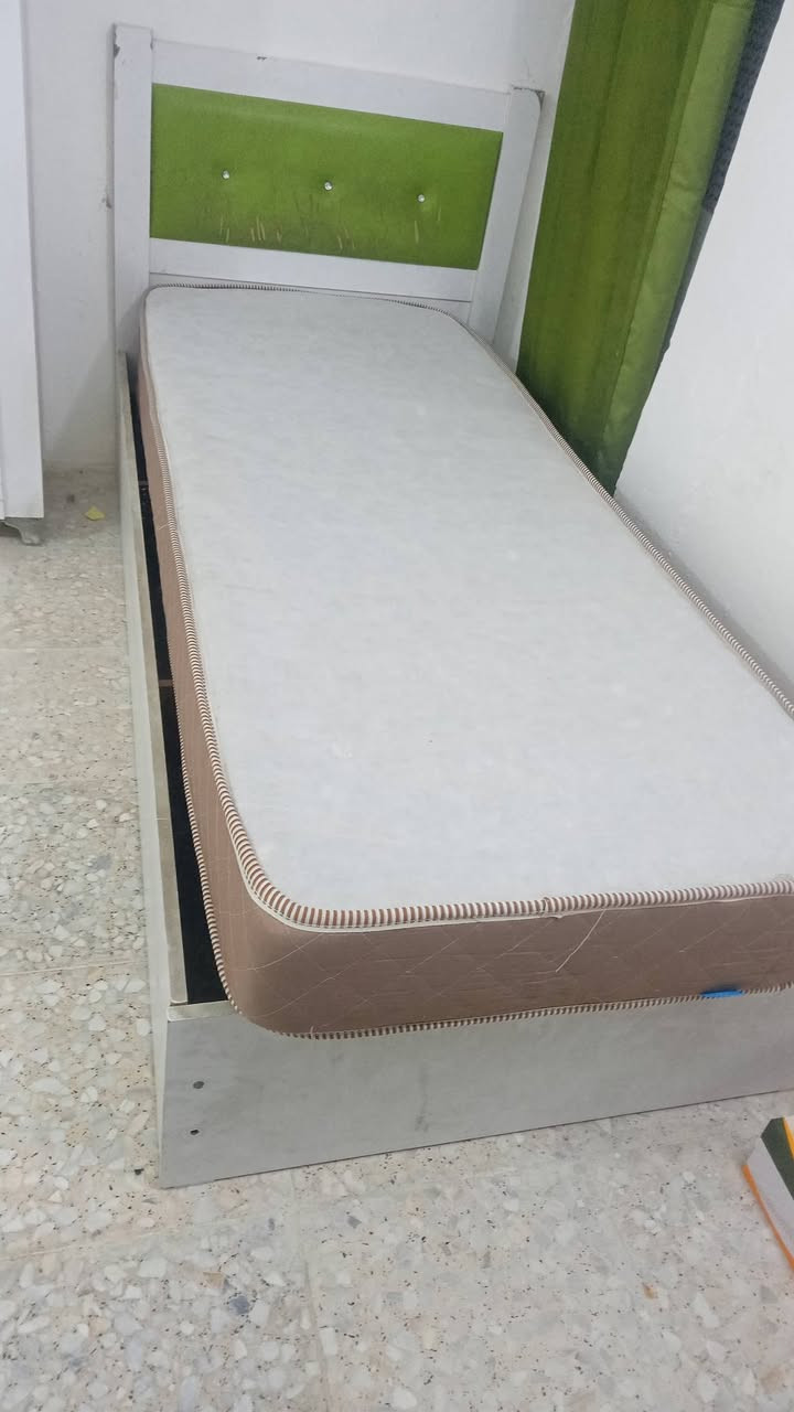 السلام عليكم جرابي نفر ونفرين للبيع النفرين صاح نظيفه السعر 50 والنفر تركيه نظيفه السعر 30 المكان الشعب


**إذا كنت صاحب هذا الإعلان وتريد حذفه لأي سبب، رجاءا أرسل رسالة إلى الدعم الفني**