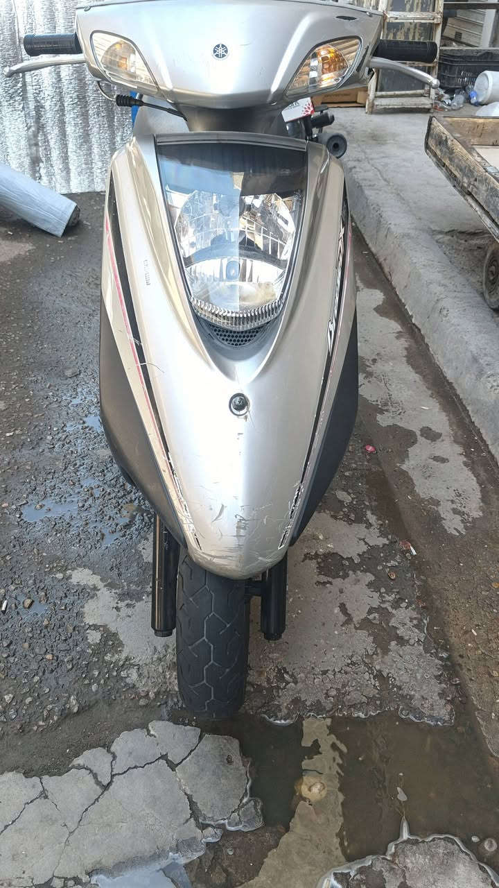 دراجه بريز لايت ناصي dxمحسن
الدراجه كلها واضحه بلصور نكره سلف كهربائيات شغاله مكينه ممفتوحه كلجات ممفتوحه هندر شغال كلها نضيفه 
السعر 700قفل قفل قفل قفل 
650 ماابيع قلفها 700
وهذا السوك كلشي بي 
مكاني بغداد 
رقمي ‏‪***********‬‏ موجود واتساب وخاص
