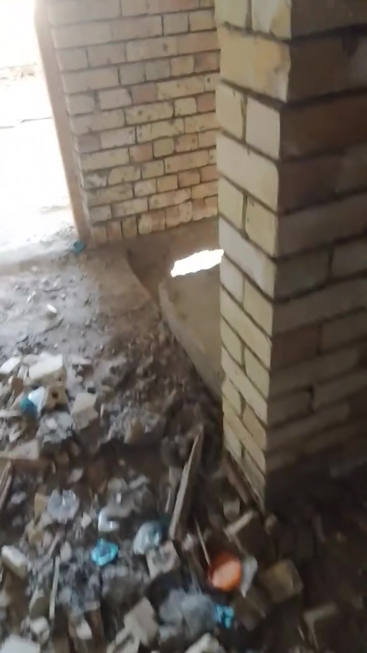 سلام عليكم سلام عليكم شباب لدينا عمال تصعيد مواد اسمنت وطابوق ورمل لدينا عمال تفليش بيوت تنظيف بيوت انقاذ
صبغ شبابيك اي شغله بالعماله لدينا عمال //***********
بيهن واتساب
