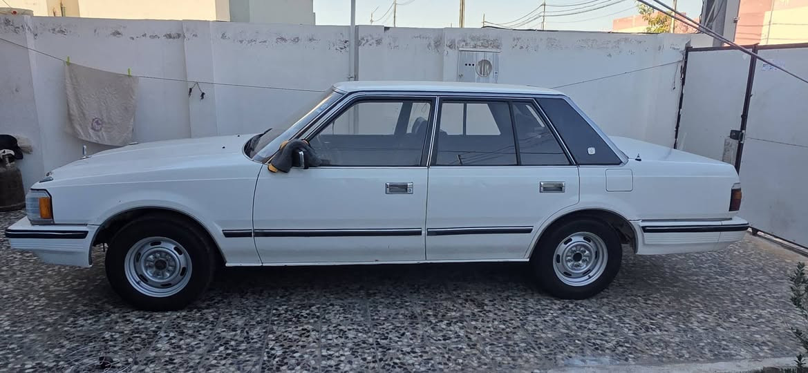 السلام عليكم سوبر كراون موديل ٨٥
مشه ١١٣ الف حقيق رقم بابل صاعد هز ورسل الهز البابل ومصفره
 غرمات وكامله مكفوله برغي ما مفتوح بيه كل عل بلاد مكينه وكير ٢٥٠٠ جدد بل شرط تخم تاير وياله جدد حداديه جديده كله شغاله كهربيات ضفيره بلاديه ما ملعوب بيه سياره مال جناي وكفه صاره ١٥ ما مستخدمه يعني حت ما متعبه اريده ٦٥ وبيه مجال بصيط حك الجي والميعجب السعر خلي يعبر المنشور مكاني نجف حي الندا ***********
