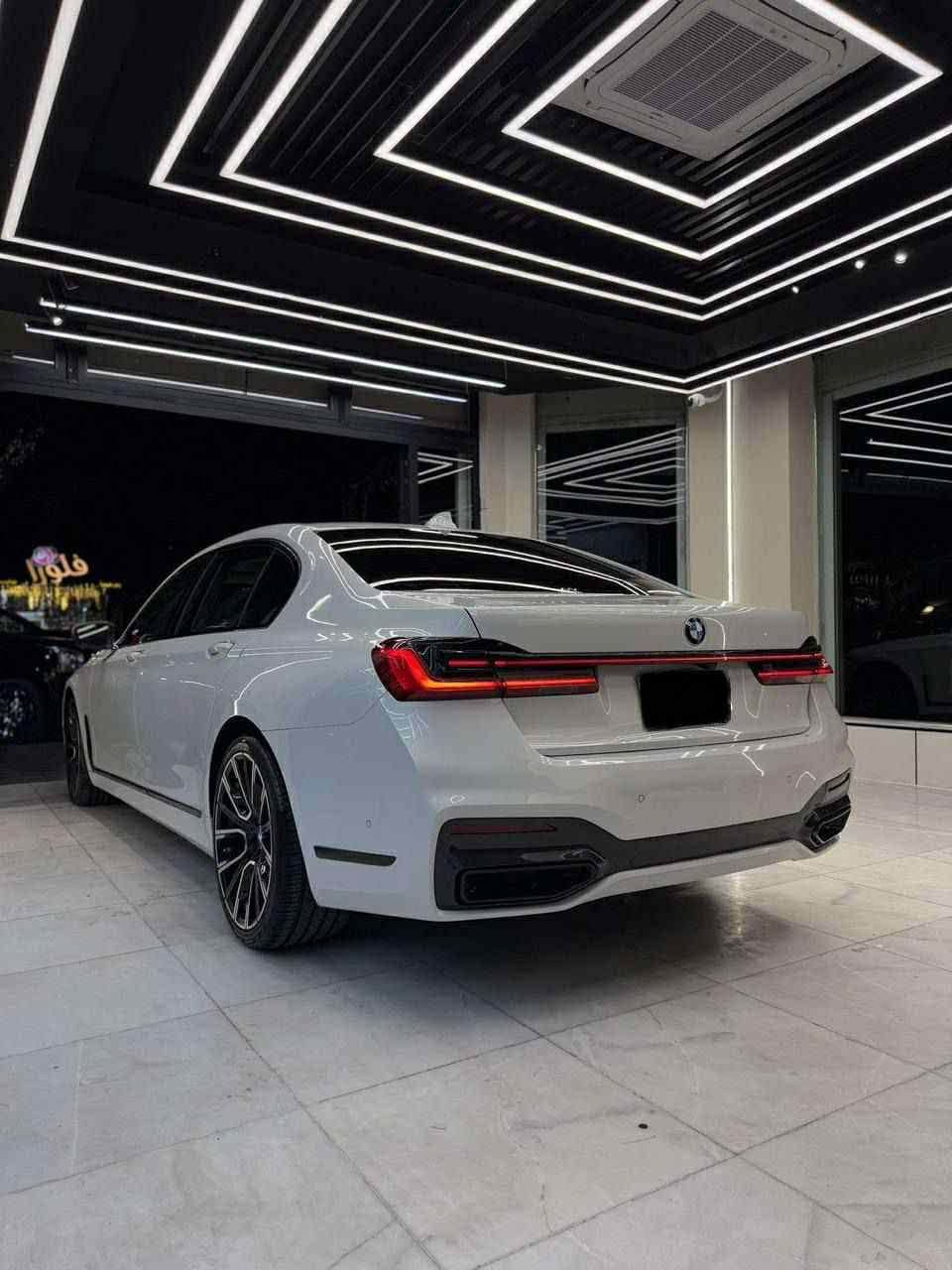 BMW 740LI

حادث جاملغ وبنيد ايرباك طاك وراجع سستم بيها قطعتين كلير من امريكا 

السعر : 33800$

السيارة بحالة ممتازة جدًا، نظيفة وما تحتاج أي صرف، استخدام شخصي ومحافظ عليها.

* موديل: 2022
* جميع المواصفات
* محرك 3.0 تيربو مع أداء قوي وفخم. (BMW Group PressClub)
* صيانة منتظمة
* الفحص مسموح بأي مكان

الجاد فقط يتواصل على الخاص أو الاتصال.
والله يبارك لصاحب النصيب.
للتواصل 
***********
