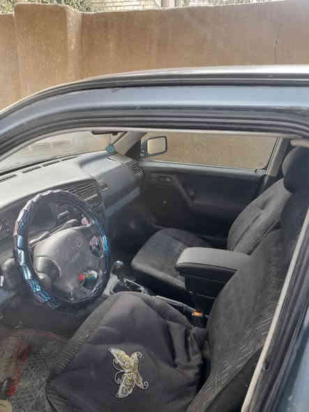 السلام عليكم كولف93 محرك 1800كير عادي مكفولات مصبوغه عام بدون ضرر ازرق سمائي تبريد سنويه 27 بأسمي جاهزه بطاين وكشنات جديده السعر43 وبيها مجال بسيط عنوان بغداد المدائن***********
