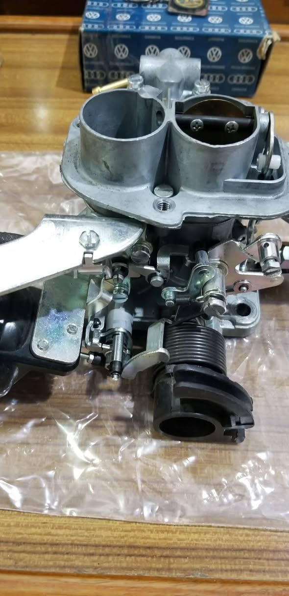 كابريتر  تجاري مستخدم كلش قليل نظافة 100‎%‎
شراي راسلني وتساب ***********
