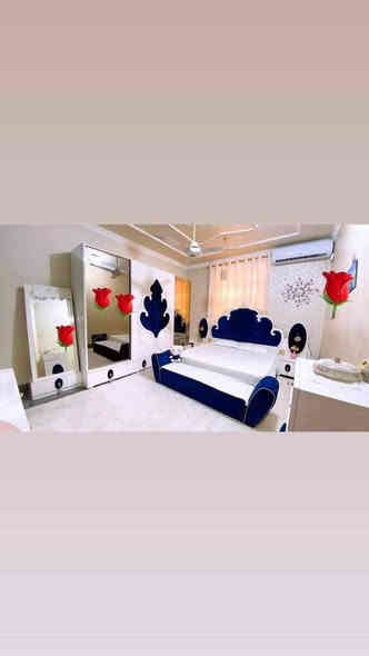 السلام عليكم ....
دار سكن مساحه ١٦٠م ركن طابقين بناء حديث 
عنوانه حي العسكري / حي الضباط خلف دكتور مثنا سابقا 
السعر ١٨٥ او بي مجال بسيط جدا 
للاستفسار /مكتب الأمين للعقار 
***********
