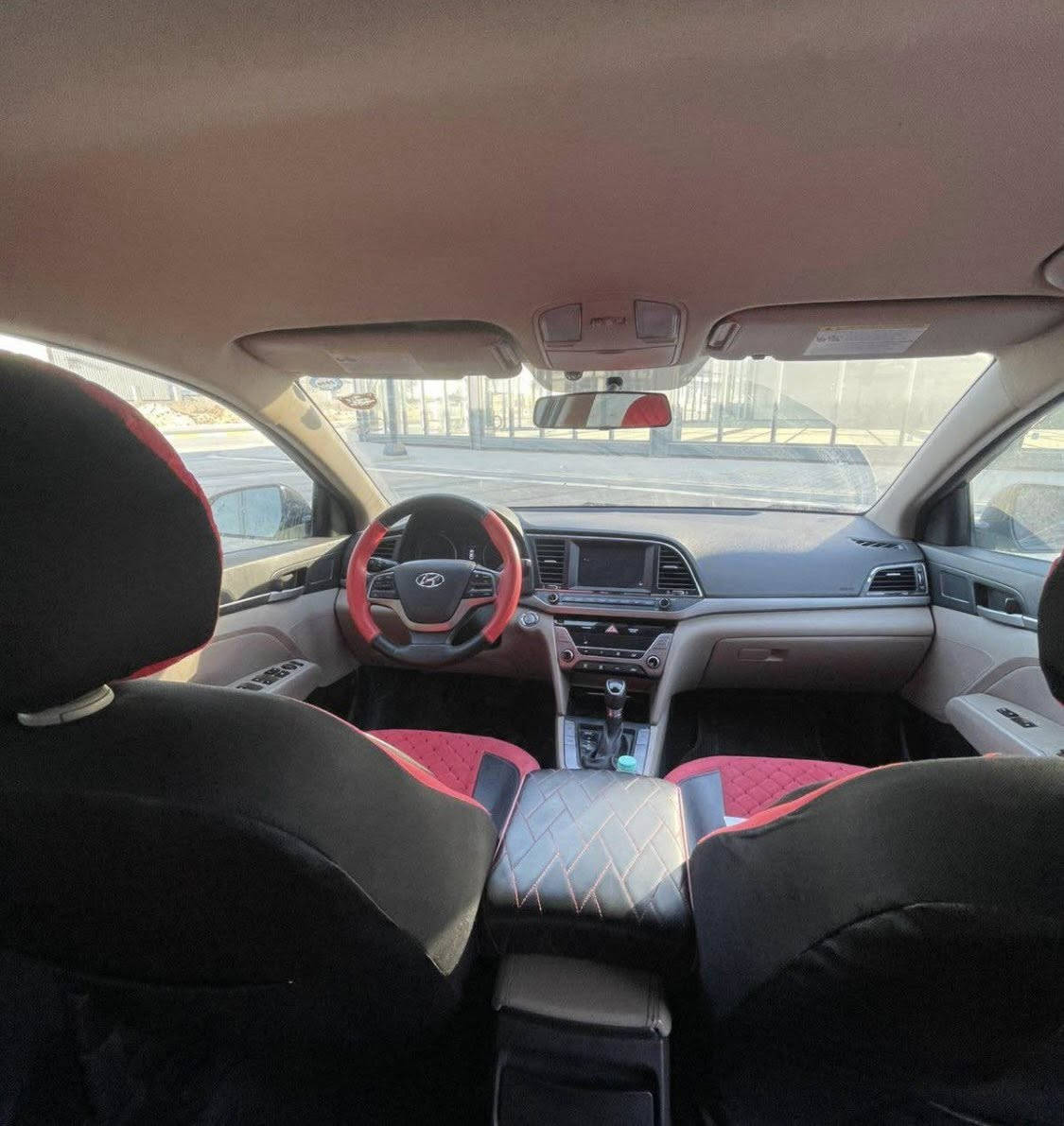 هونداي النترا 2017
فول مواسفات بيدون سلايت
شاشة كبير
بةصمة
ستيرن فوليوم
كاميرا خلفي y
نظام (ايكو -سبورت-عادي)
كشن هيتر 
تبريد و تدفيئة باشرط 
سنوية و رقم و هزة جديد 
تخم طايرات جديد 
خمس قطع صبغ بجم كبس 
سعر 98 بي مجال
***********
