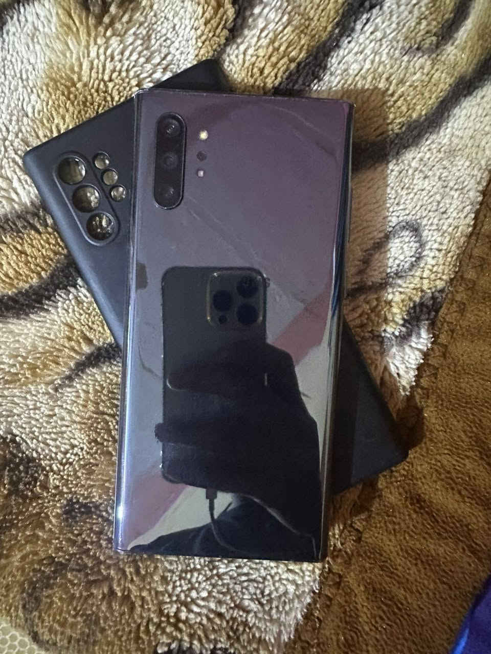 جهاز كلكسي نوت عشره بلاص ذاكرته 256 شرق اوصط دبل شريحه بل بوبجي 60 بطاريته 4000 جهاز مكفول من كلشي امبدل بس ضهر سعره ٢٣٠ بيه مجال وارجائن مو شراي لا يعلق مشي عليك ابو فاضل


**إذا كنت صاحب هذا الإعلان وتريد حذفه لأي سبب، رجاءا أرسل رسالة إلى الدعم الفني**