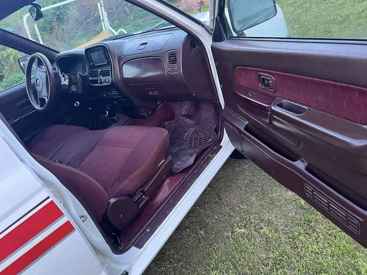 السلام عليكم 
للبيع نيسان بكم ٢٠١٠ 
رقم اربيل هزه بعده مو منتهيه تحويل مباشر 
بيه بارد بالباب شخط بعده ما مصلح 
كير محرك شرط ما مفتوح ع بلاد تخم تاير جديد 
مكان السياره تكريت / العلم 
السعر ١٢٧ وبيه مجال 
سونار موضح بالمنشور 
تفاصيل ***********
