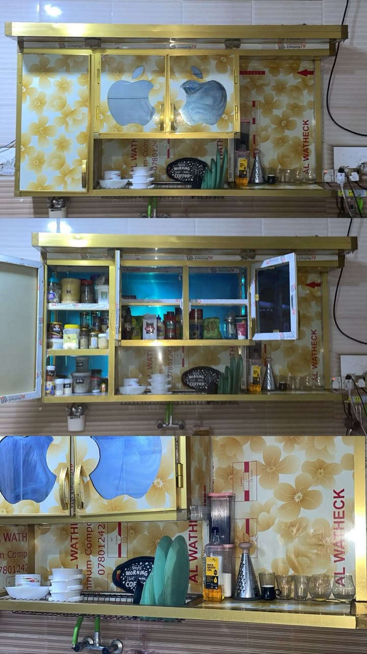 كاونتر قطعتين قطعة تعليگ وقطعة السنگ
قطعة السنگ تحتوي ع اربع خانات وجرارتين 
والقطعه التعليك رف للاكواب ومن ضمنه مصفى فتحات لترتيب المواعين و٣ خانات 
خانتين صغار مقسمات وخانه طولانيه مقسمه ٣ اقسام


**إذا كنت صاحب هذا الإعلان وتريد حذفه لأي سبب، رجاءا أرسل رسالة إلى الدعم الفني**