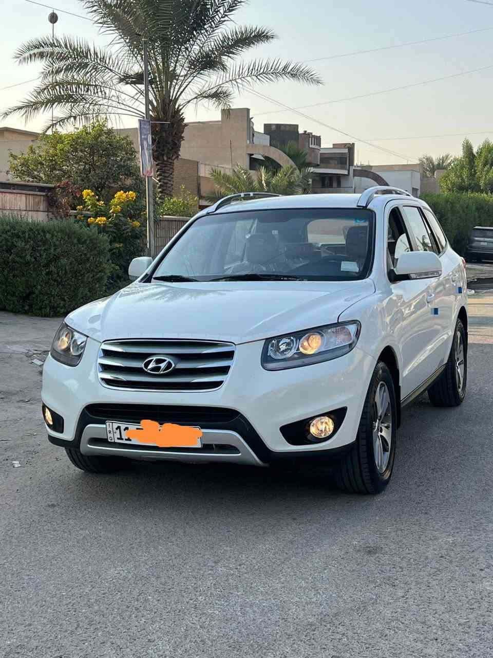 مكفوله السياره ( لا بارد ولا شخط ولا صبغ حته بلاستك )
وضع الزيرو او شركه ماشيه 70 الف حقيقي ع فحص
برغي مامفتوح بيهه شرط 
مواصفات 
كشن كهرباء 
سته سلندر 3500 وضع شركه سبعه راكب ٣ قطع تبريد
داخل لونين صاج وبيجي ثلاجه جكمجه
تحكم استيرن 
وسبعه راكب محد فاتحهن اصلاً وداخل شرط اذه مو نضافه فول مو قبول السياره بمعى الكلامه نضيفه 
مكان بغداد ورقم بغداد الدوالي ١١
رقم الاتواصل ع رقم وتدلل***********
