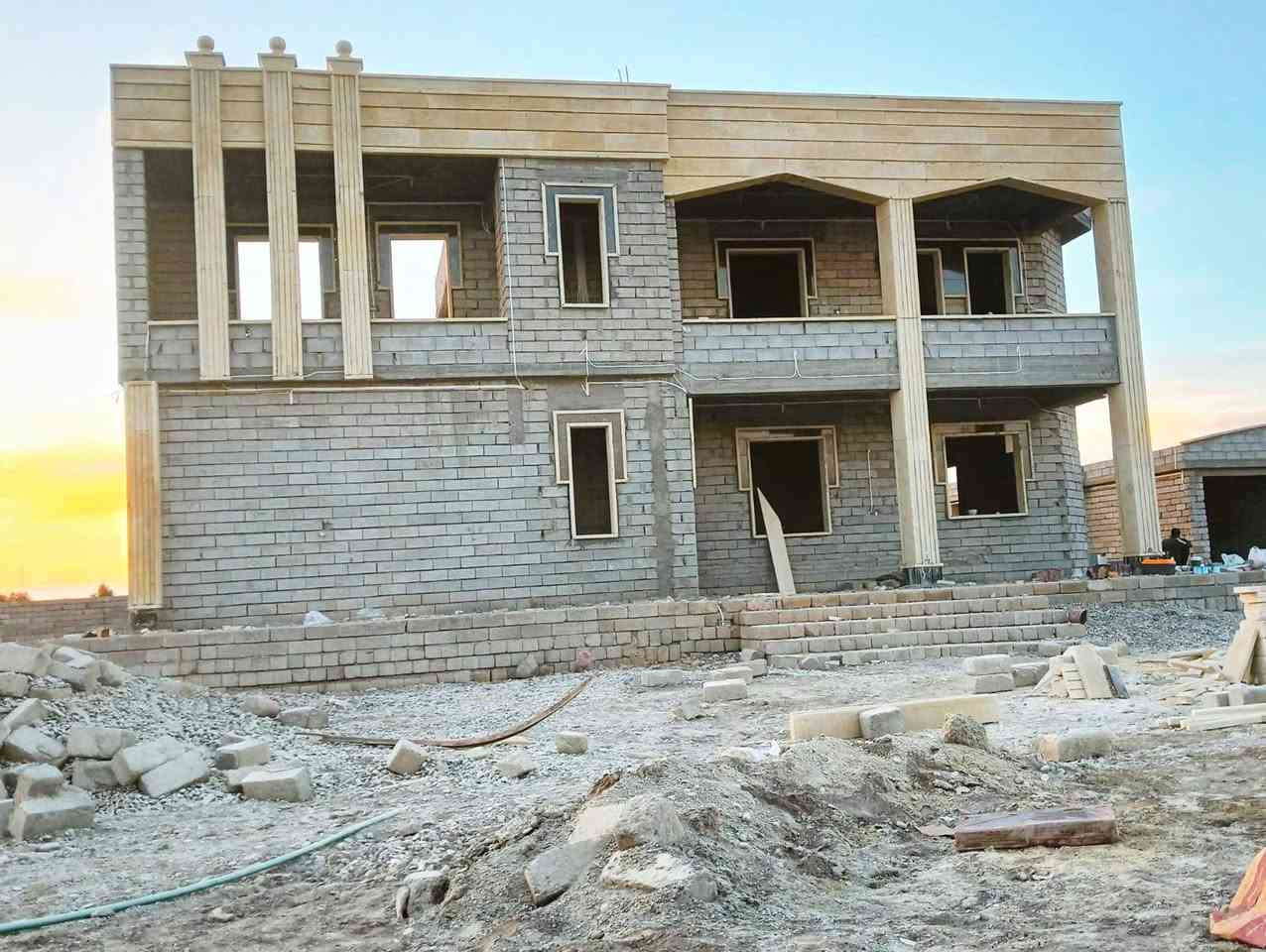 سلام عليكم ♕ كادر حلان كوبنات. واجهات. تطعيمات.دنك شنشول. جلي. ودرز. شقل درجة اولى+حجر الموصل للستفسار.. ***********
