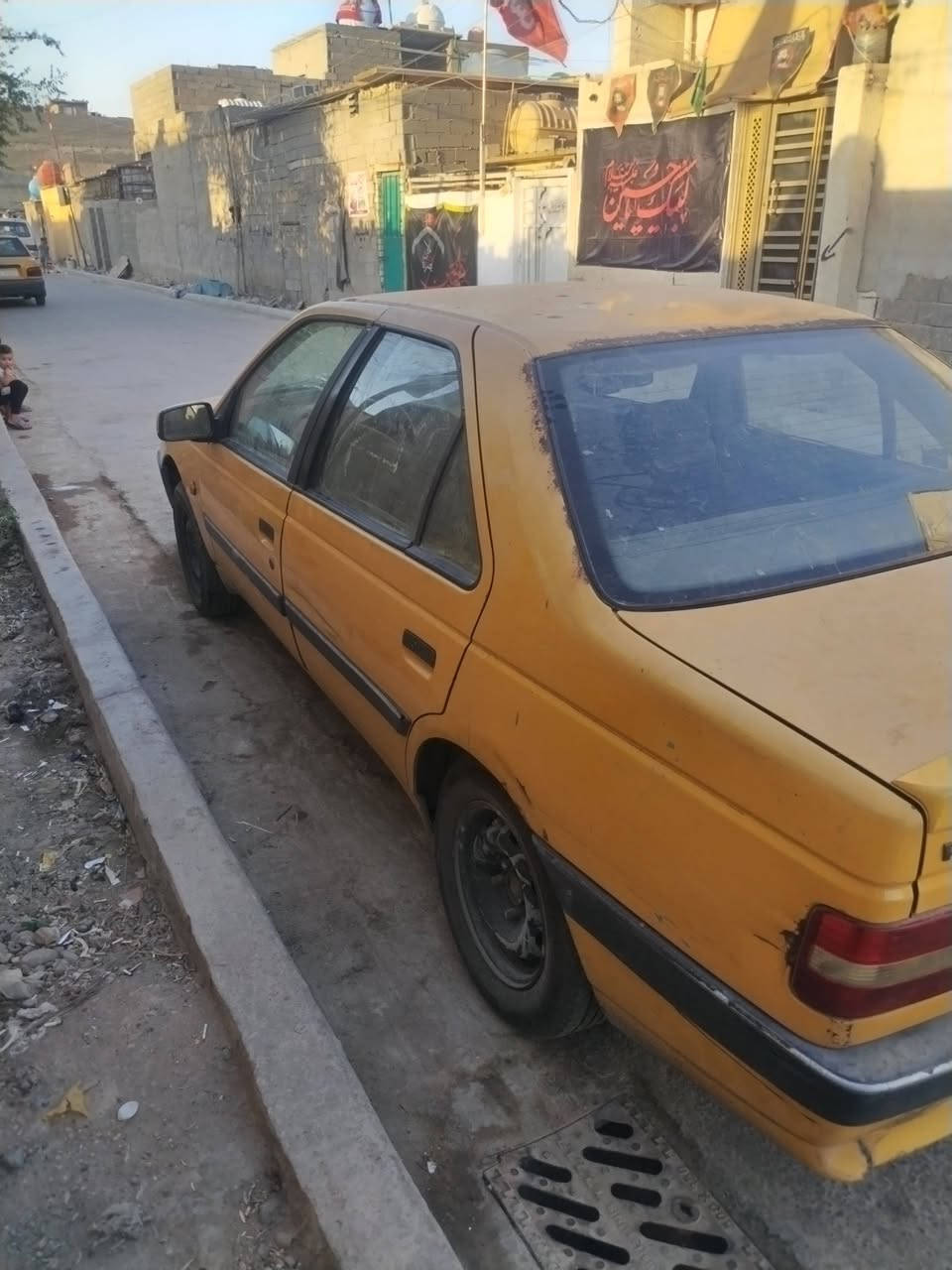 السلام عليكم بيجو 405 موديل 2013 التفاصيل بالفديو مكان حي اور *********** السعر 25
