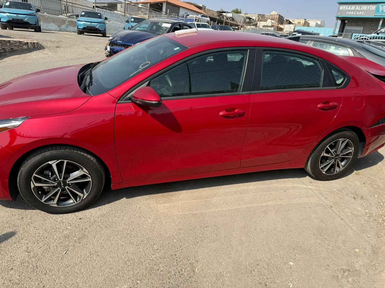 سلام عليكم 
فورتي موديل 24 
حادثها كما واضح بالمنشور 
سياره حاليا بالأردن منطقه الحره تم خصم من سعره قفل قفل بدون عمله 98 مطروحه واصل بغداد ع كتاب ذوي الشهداءب108 توصل بعد التفاق خلال 5 ايام ايضى يوجد عديد من سيارات داخل كروب واتساب ستفسار ***********
