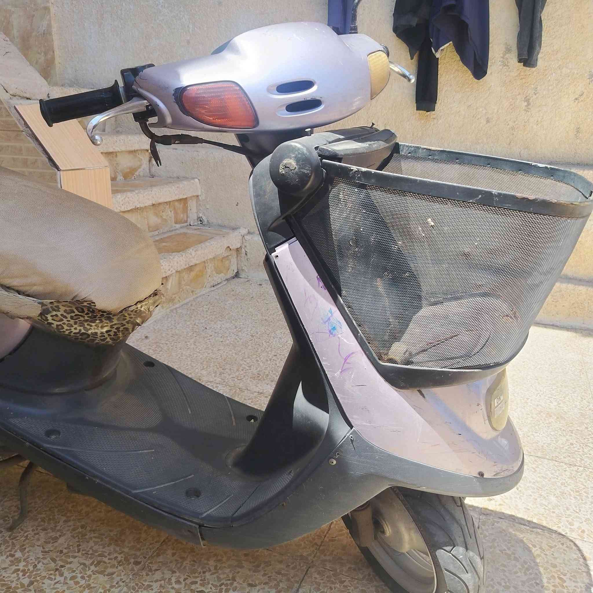 ماطورين نفخ للبيع الأول كامل شغال بي ونة اكسن وبي صوت فحمات كلج معدل يمشي ٦٠ تحريكة جيدة كهربائيات شغالة كلها عدا السلف وكيج البانزين ما شغال  والثاني كان شغال بس متروك مابي ونة اكسن كيج بانزين شغال بس مكسرين الكيجات سرعة عاطل  كهربائيات شغالة السلف هم عاطل كزوز جديد بي كابريتا جديدة مع كزوز جديد وتايات جان شغال بس تحريكة ضعيفة جانت السعر ٣٠٠ اثنينهم


**إذا كنت صاحب هذا الإعلان وتريد حذفه لأي سبب، رجاءا أرسل رسالة إلى الدعم الفني**