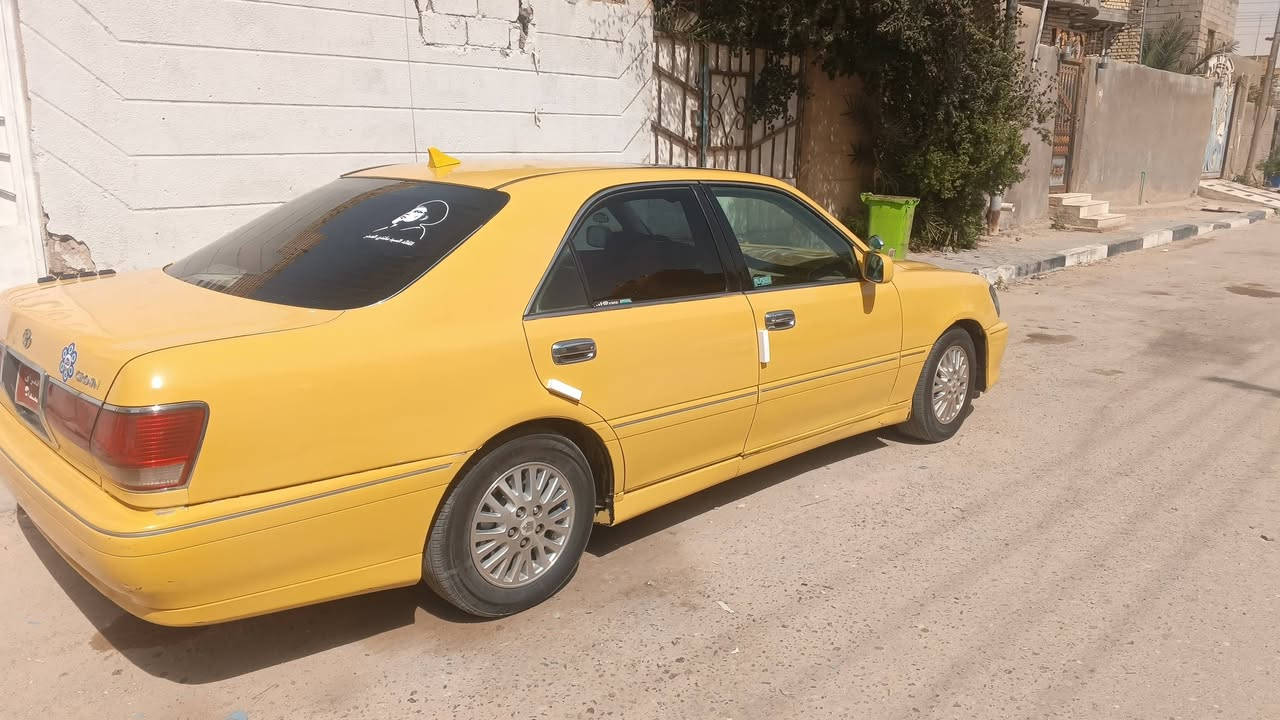 سلام عليكم سياره جنون كرستال مكينه كير فيفتي ثنين ونص دواخل كشره نضيفه كلش سياره اصوليات تمام سياره وكاله فقط تريد تحولها راعيها بنجف طخم تاير كهربئيات شغاله فتحه كشنات كهرباء رقمها بغداد وكاله ثاني يوم تستلمها مكاني بصره اريدها ب 55 بيها مجال المراوس حسب قناعه رقم الهاتف ‏‪***********
