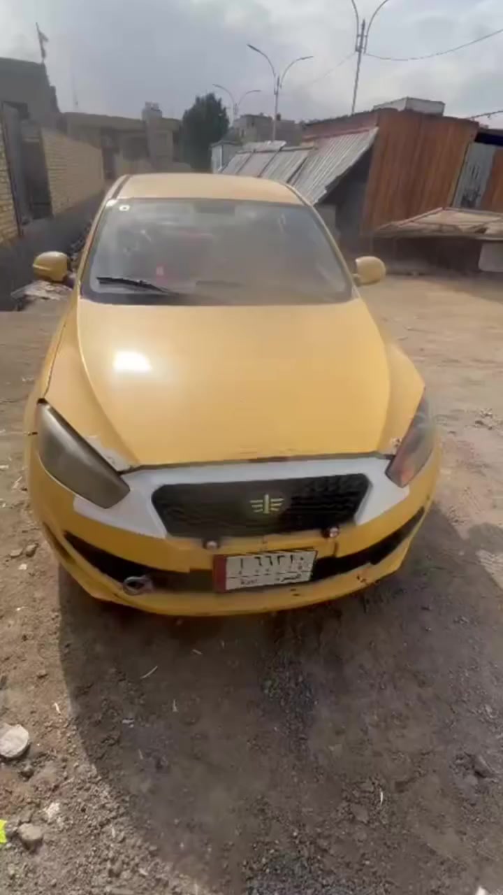 ‏‪السلام عليكم سياره صيني  فاو موديل 2014/رقم بصره نكليزي باقي عل ستلم لو حات سنويه 2030/راعيه بل ناصريه تحويل مصفر هيه وغرامات خط وبحث جاهزه السياره كله. مكينه بلاد كير تماتيك حداديه 70 من 100 تخم تاير باتري كهربائيات تبريد ثلج مانقصه اي شي مكان السياره الناصريه مركز السعر 28 وبيه مجال حك الجيه ‏‪***********‬‏
