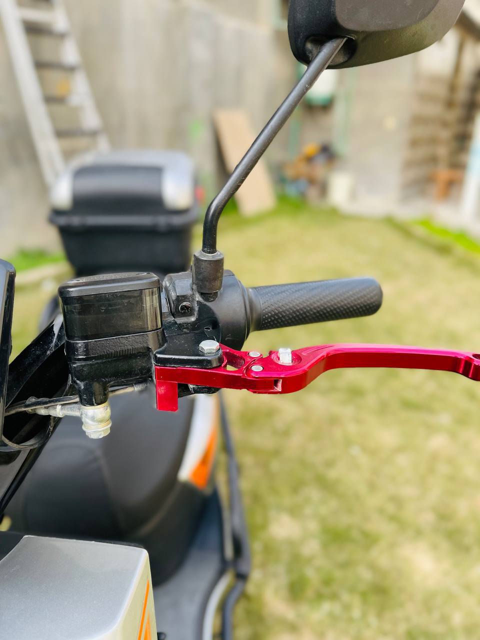 ‏السلام عليكم
‏دراجة شحن سكنس سبيد  SECNIS SPADE
‏شركة الماسة 
‏📍ملف 3000 واط حقيقي
‏📍48A / 72V
‏📍لون فضي مميز 
‏📍قفل سرعة 
‏📍اربع سرعات ✈️
‏📍لايت زنون عالي ناصي⚡
‏📍 دبل إشارة ▶️◀️
‏📍 رجوع بگ R
‏📍جنطه تخزين إضافية 
‏📍 مدرعة بالكامل 
‏📍دواسات امامي وخلفي
‏📍تشغيل عن بعد
‏📍قفل سرقة 
‏📍كرت تشغيل من الشاشة
‏📍بصمتين و كرتين و سويچين
‏📍اطار لايت اسود
‏📍سرعة 100km/h
‏📍السعر 750.000 وبي مجال 
‏📍الاستفسار ***********
‏📍واتساب أو ماسنجر
‏📍الموقع/ الانبار/ الرمادي/الحوز
