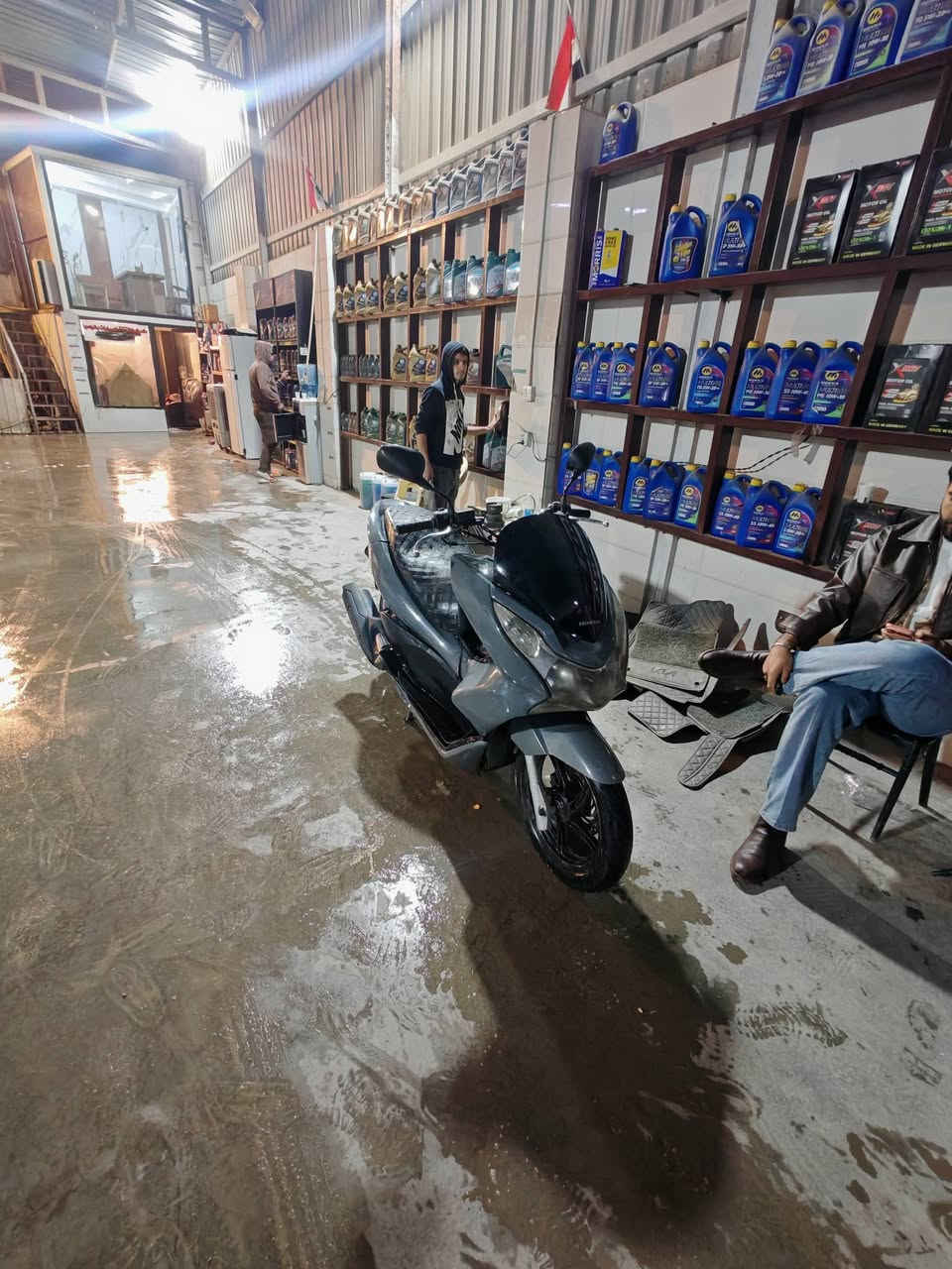 PCXللبيع جيل اول مكينه 150
نظافه كفراتها %50
كهربائيات شغاله وكامله 
ستاند حساس شغال 
دراجه نقصها بس تعديل كفرات بسيطه 
سعرها 800
***********
مكاني بغداد
