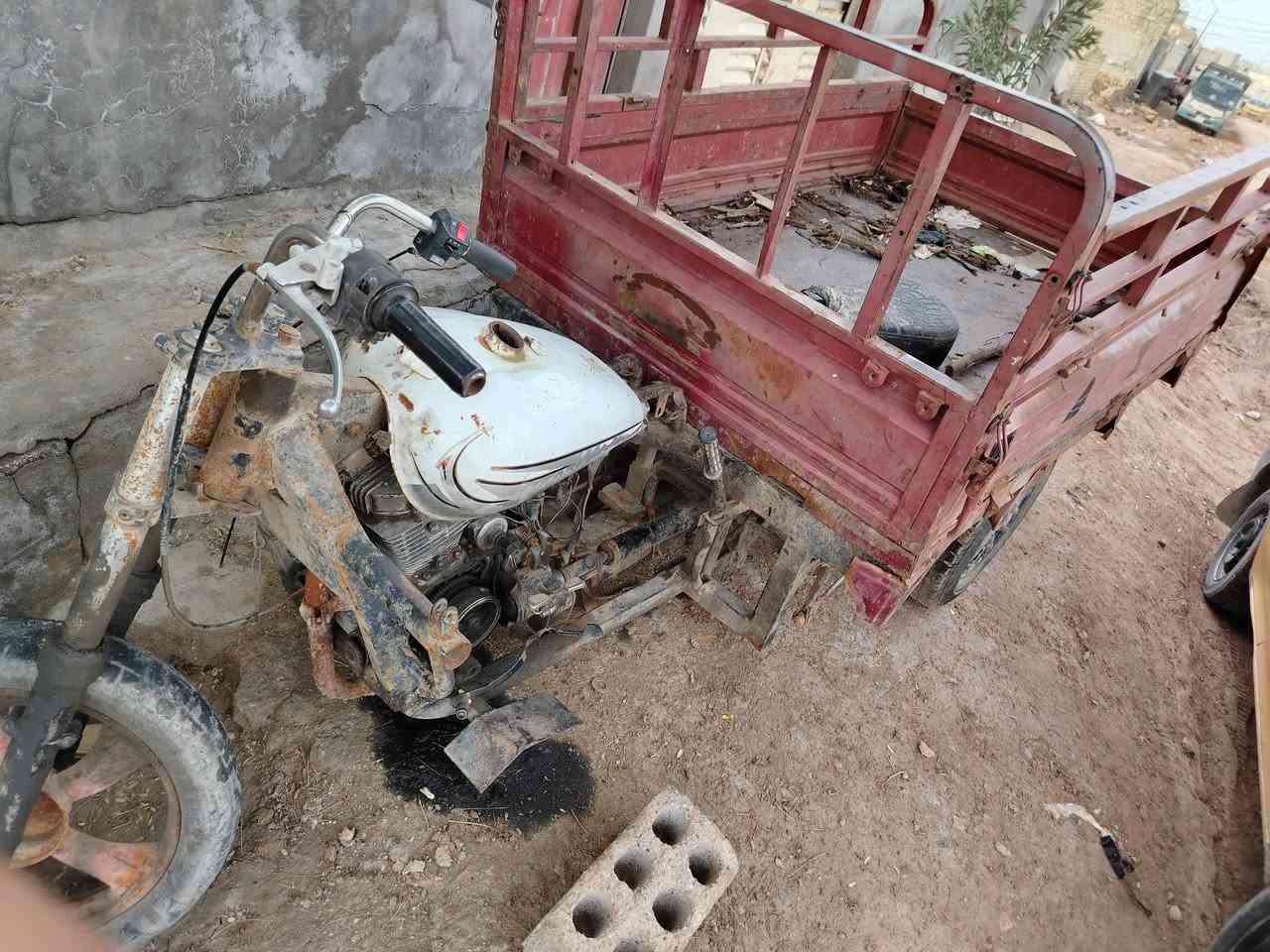 سلام عليكم شباب ستوته موديل 11 رقم ابيض ابيعك كوم حديد شاصي وبدي يولد شاصي بيه باجات تقويه
مو تجي وتكلي ماكتلي تصال ع رقم وتدلل ***********
