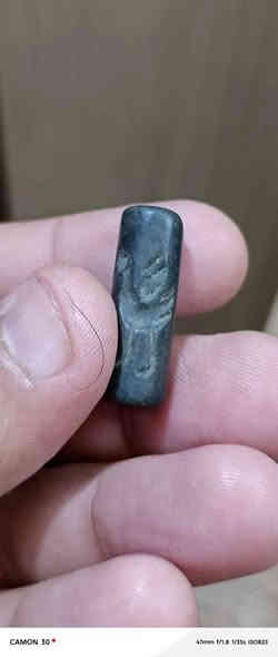 السلام عليكم خمسه احجار للبيع سعر القطعه ٢٥واذا شلع 100 بصرة *********** البصرة
