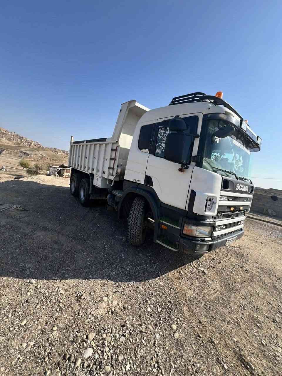 ***********.        ***********
