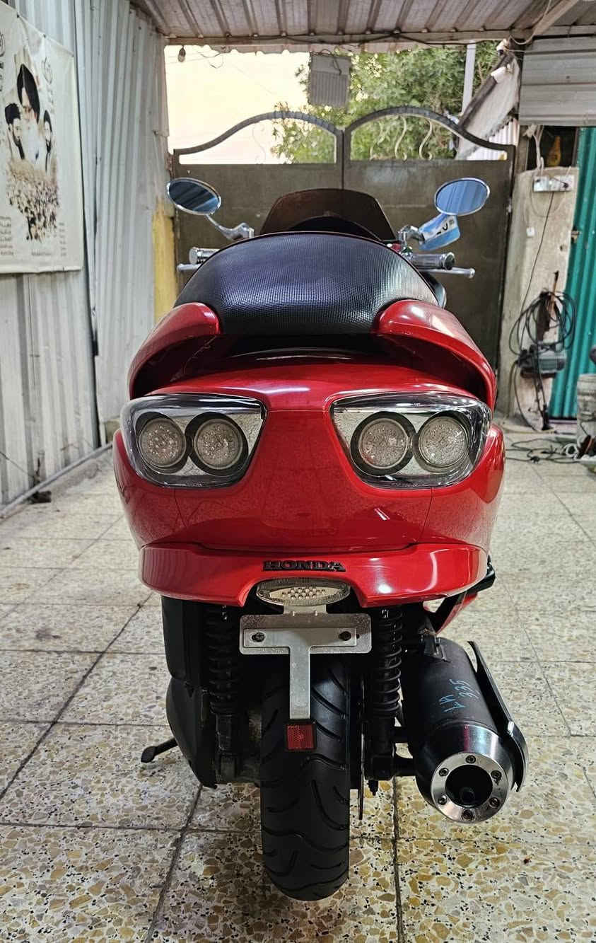 السلام عليكم دراجه فورزا 0'8 ماشيه ١٥الف وبصمتين عنوان بغداد البياع  ***********
