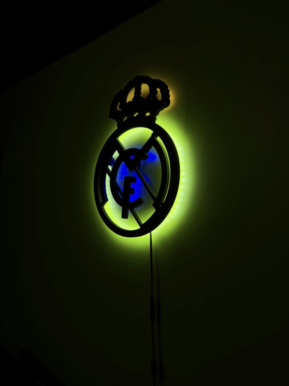 السلام وعليكم قاعة حاسبات (للبيع) نييت وورك متكاملة وجاهزة وشغالة اريد ابيعها لان مستعجل على سفر 
القاعة تتضمن (١٢) pc تدعم جميع الالعاب 
وبليات 5عدد خمسة هنة والشاشات والملحقات كاملةوغرفة vip  والقاعة كاملة بس تجي تفتح وتشتغل ع باب الله 
مكان القاعة بغداد حي الخضراء ع الشارع العام 
للاستفسار ***********
